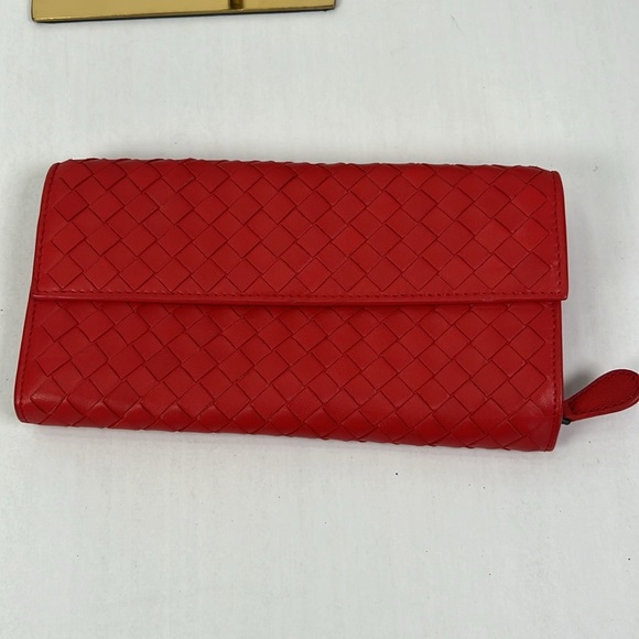SOLD🤑Bottega Veneta Red Intrecciato Leather Continental Flap Wallet - Picture 5 of 13